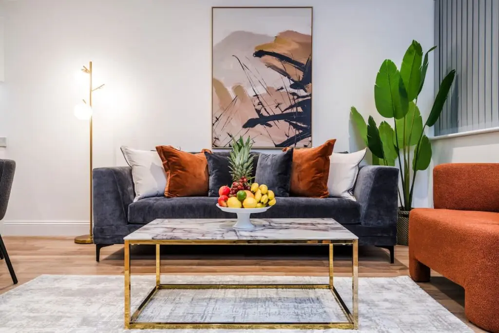 04190843 b0f4 4e 4yNf