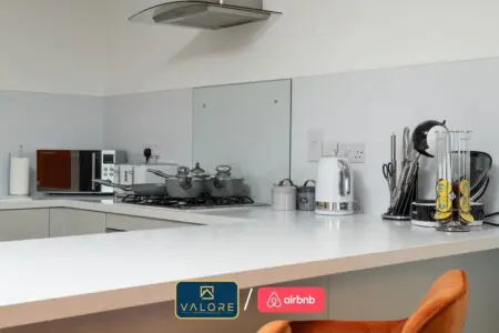 0435da14 5b4b 4a yr6W6