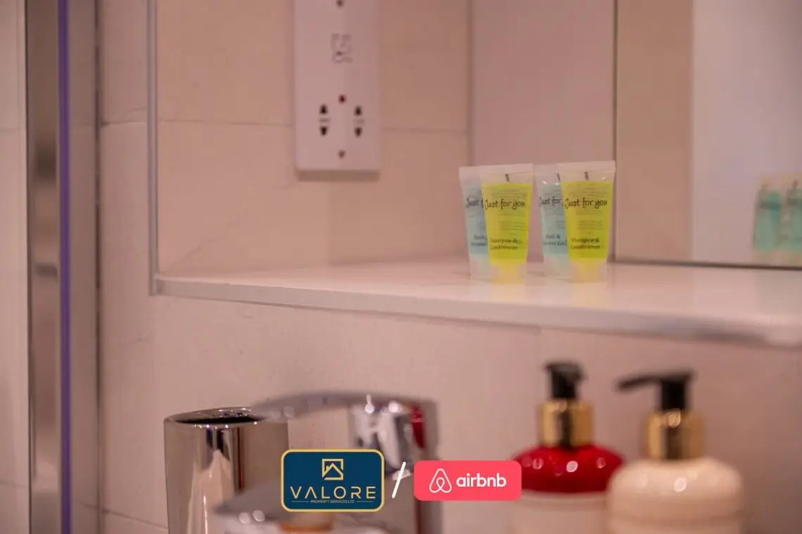 3e2819a5 eb78 44 xBYGu