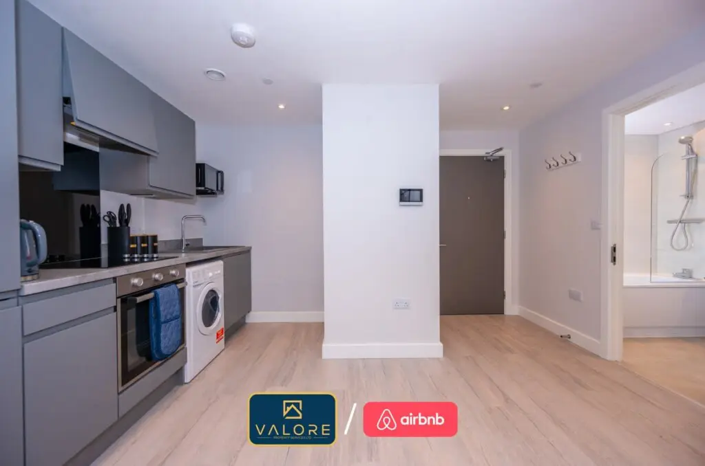 525d8672 dc1e 46 Aoh7