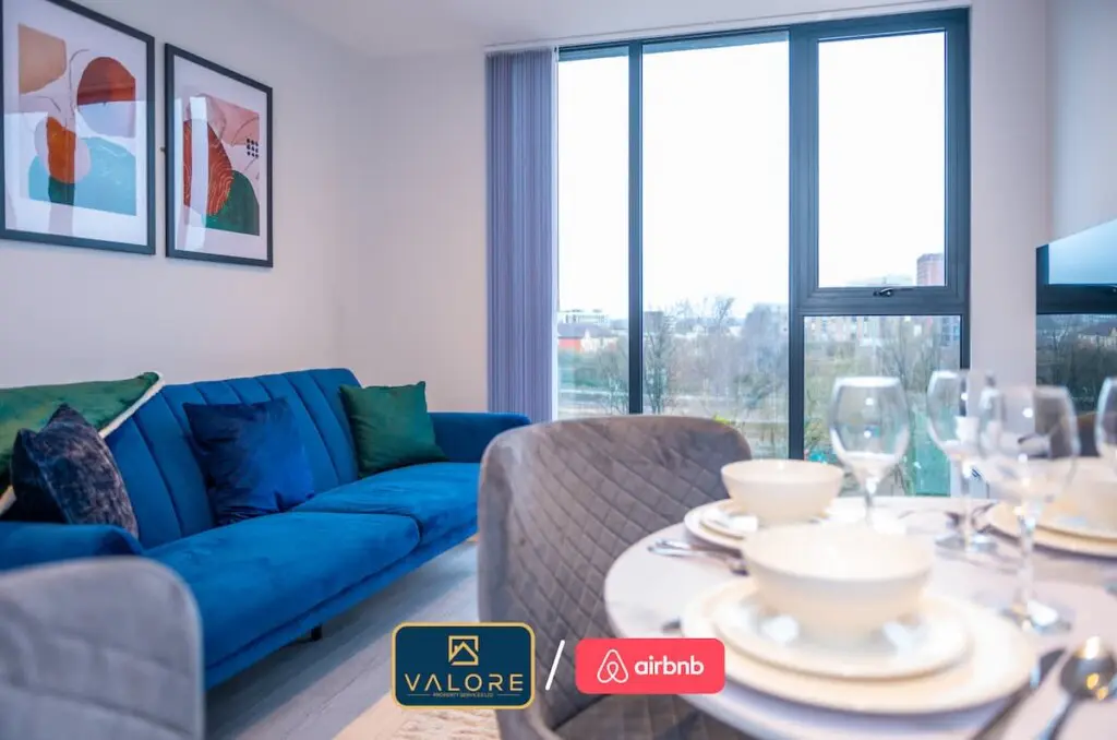 b954e636 9928 45 rZwar