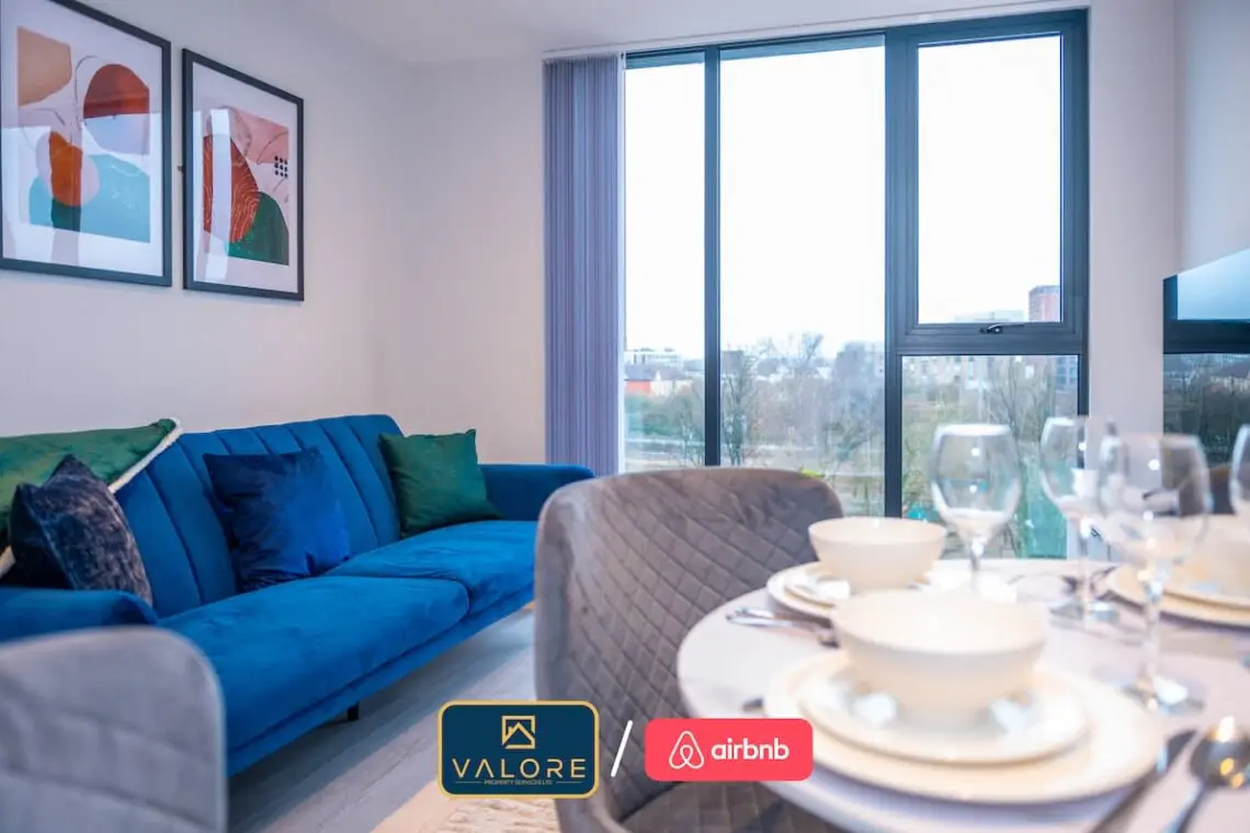 b954e636 9928 45 rZwar