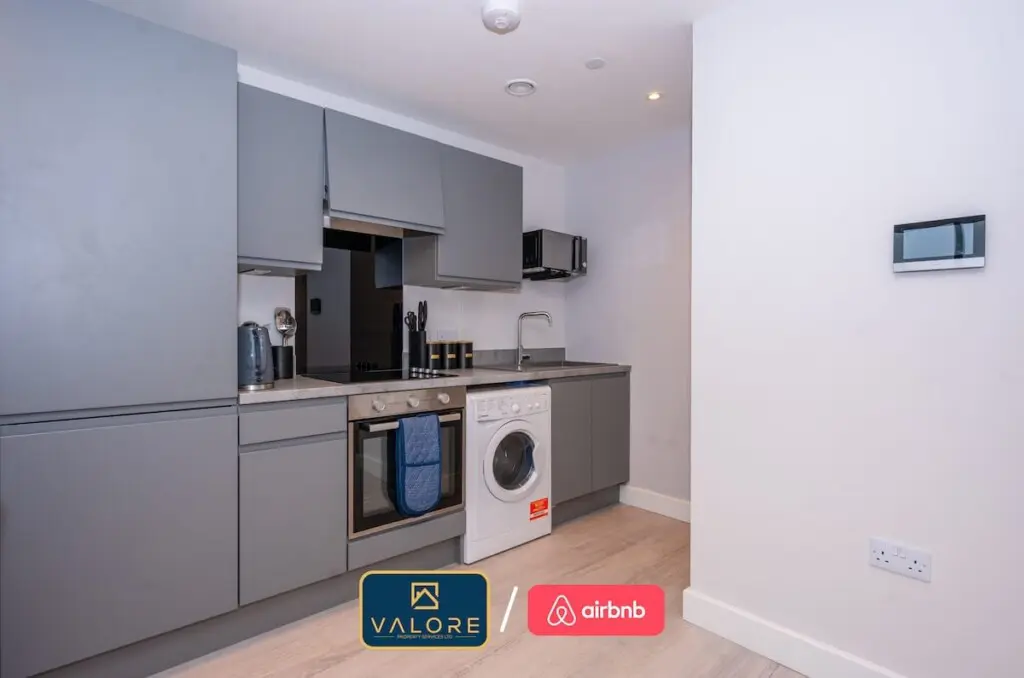 d301bc27 5443 4e mZqbn