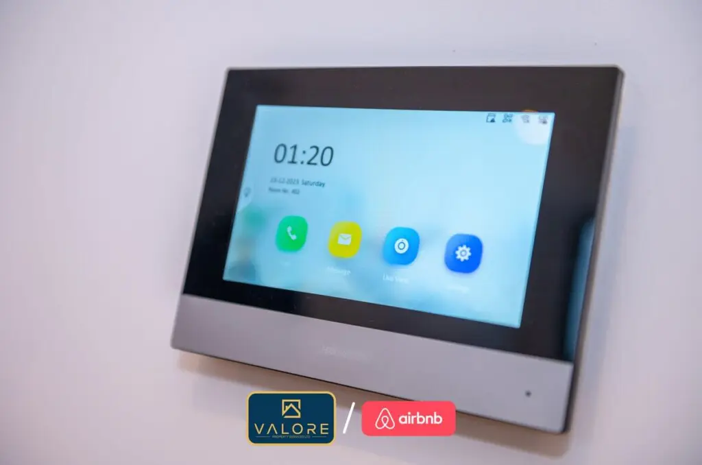 e5693464 00cf 47 pW5Tl