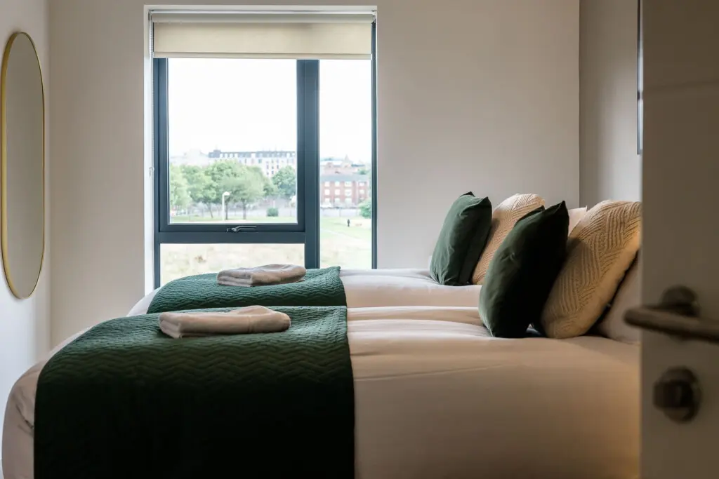 yaf2xjet93w9b94glb9q