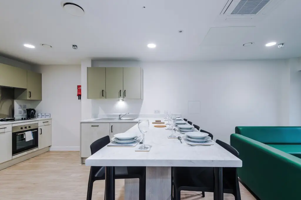 jn3c6a3wvpznauytyz9l