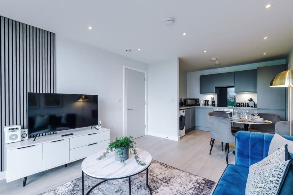9e247f7a f1b3 47 R6L17