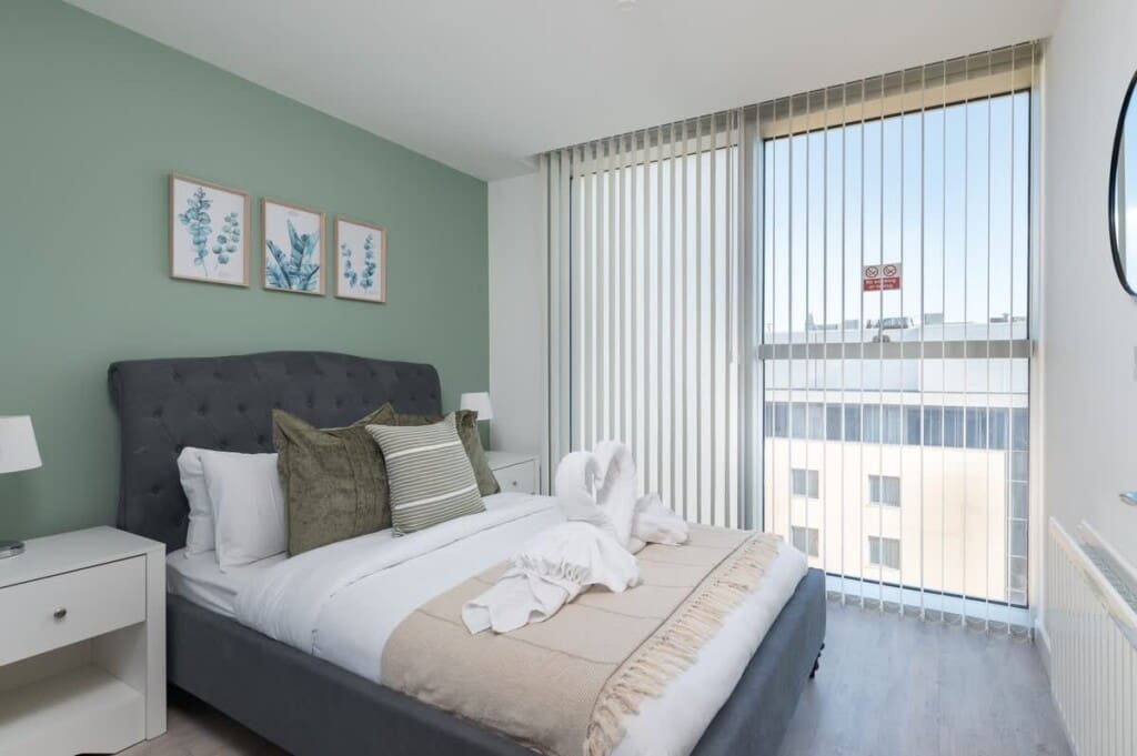 d8fc3b38 9c55 41 Dp0Q1