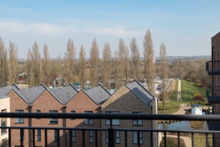 f6614915 3d64 4e e n47